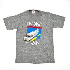 VINTAGE SNAP-ON TOOLS LEADING THE WAY COLORFUL TSHIRT - M 38-40 USA